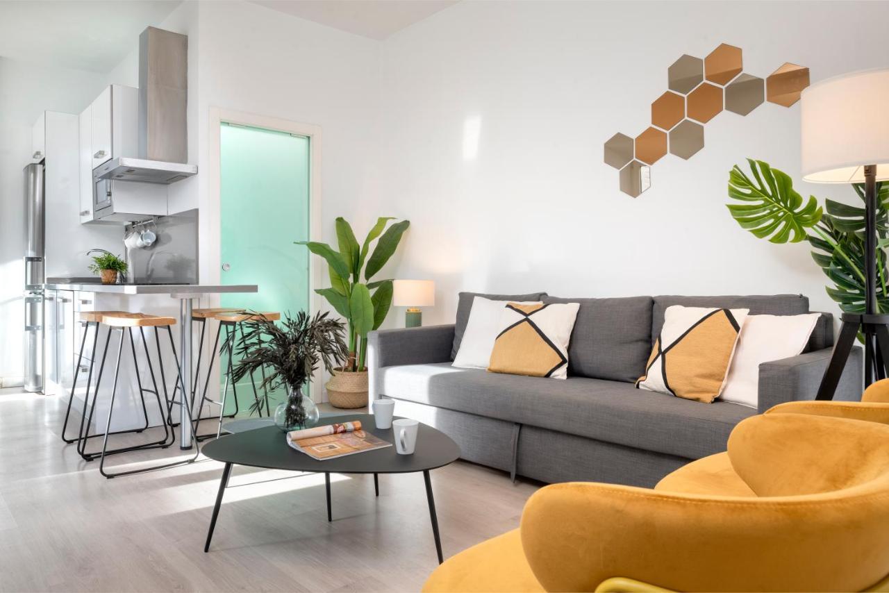 Correduria Suites Apartments Seville Ngoại thất bức ảnh